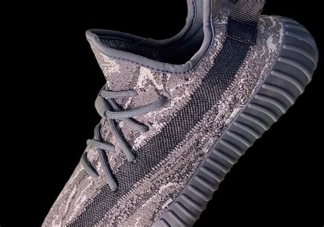 yeezy 850 boost